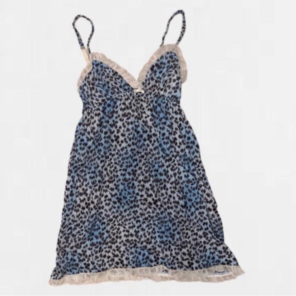 Victoria’s Secret night gown